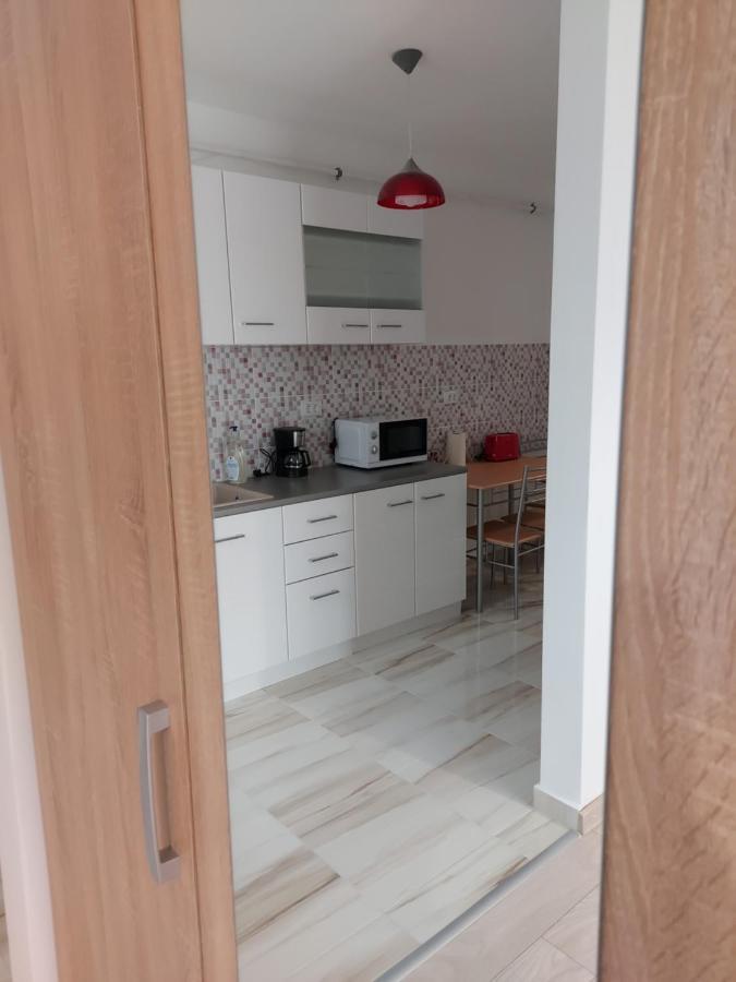 Apartmán Bya Brown Valea Lupului  Exteriér fotografie